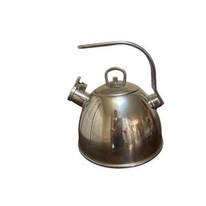 Stainless Steel tea kettle M10B Macys Chantal Like Classic Teakettle 2.5 Quart